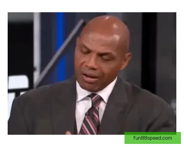 巴克利公开支持体罚教育认为打屁股有助于孩子记住教训